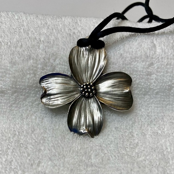 Danforth Pewter Flower Pendant #2 - Picture 1 of 4